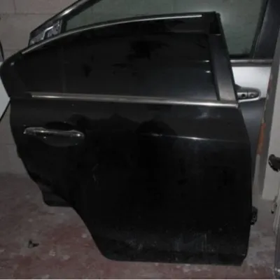 Honda Civic Çıkma Sağ Arka Kapı Siyah 2014